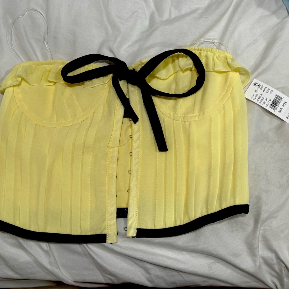 Gorgeous yellow corset top from Pacsun. Brand New